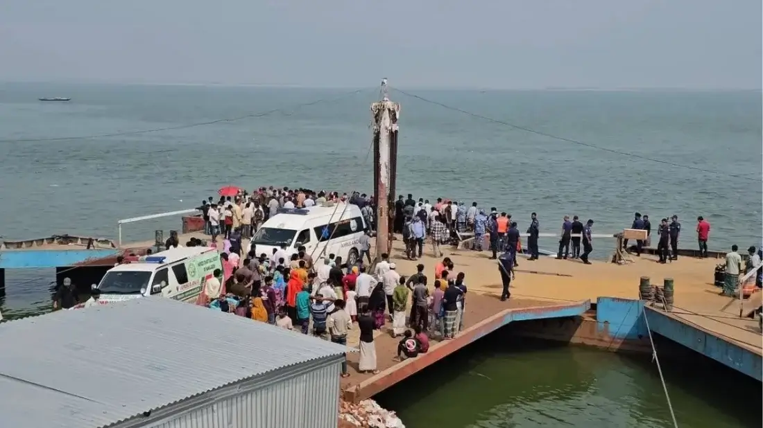 দৌলতদিয়া ফেরিঘাটে বাস ডুবি: শেষ হলো উদ্ধার অভিযান