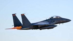 ইরানের হাতে পড়ার ভয়ে নিজেদের দুই বিমান ধ্বংস করলো যুক্তরাষ্ট্র!