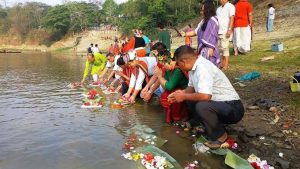 পুরোনোকে বিদায় জানিয়ে নতুনের আহ্বান