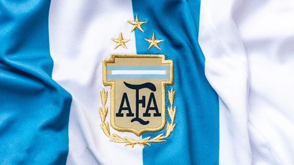 আর্জেন্টাইন ফুটবল অ্যাসোসিয়েশনের সভাপতি ও কোষাধ্যক্ষের সম্পদ জব্দের নির্দেশ