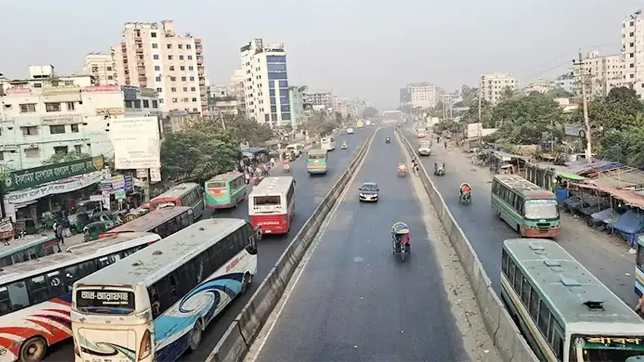 আজ থেকে গণপরিবহনে নতুন ভাড়া, কোন রুটে কত