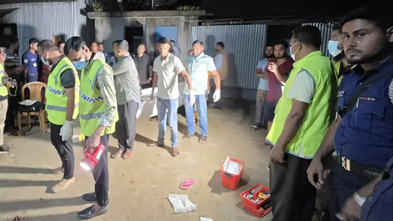 ফরিদপুরে নৃশংস হত্যাকাণ্ড, মা-মেয়েসহ ৩ জন নিহত