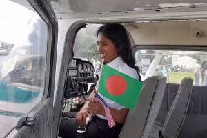 ১৬তম জন্মদিনেই একক উড়ান, বাংলাদেশি কিশোরীর অনন্য সাফল্য
