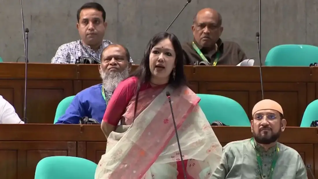 গ্রামে ১৪ ঘণ্টা লোডশেডিং: সংসদে ক্ষোভ জানালেন রুমিন ফারহানা