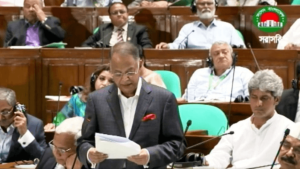 গ্যাস সংকট নয়, মজুতেই ১২ বছরের জোগান সম্ভব