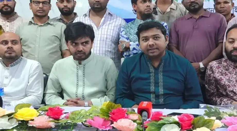 গণভোট বাস্তবায়নে তালবাহানা চলবে না: এনসিপি নেতা
