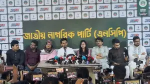 অন্তর্বর্তী সরকারে সক্রিয় ছিল ৭ সদস্যের ‘কিচেন কেবিনেট’: আসিফ মাহমুদ