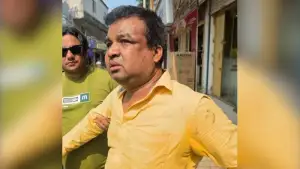 ব্রাহ্মণবাড়িয়ায় ভুয়া সন্দেহে আসল ভ্যাট পরিদর্শককে খুঁটিতে বেঁধে মারধরের অভিযোগ