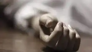 কক্সবাজারের লাবণী পয়েন্টে দোকানের ভেতর পড়ে ছিল নারীর ম’রদে’হ