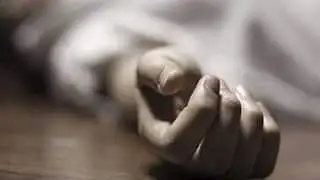 কক্সবাজারের লাবণী পয়েন্টে দোকানের ভেতর পড়ে ছিল নারীর ম’রদে’হ