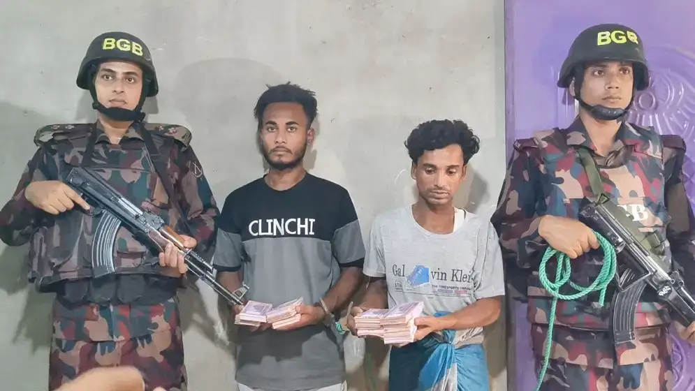 টেকনাফে কোটি টাকার জালনোটসহ আটক ২