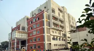 নাটোরে সদর হাসপাতালে ওষুধ দেওয়ার কথা বলে ডেকে নিয়ে রোগীর মাকে ধর্ষনের অভিযোগ