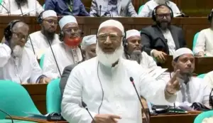 ‘জোর করে নেওয়া শেয়ার প্রকৃত মালিকদের ফিরিয়ে দিতে হবে’ সংসদে জামায়াতে আমীর