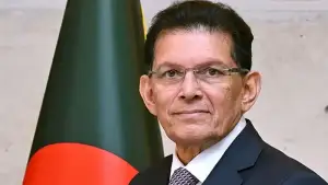 জাতিসংঘ সাধারণ পরিষদের সভাপতি নির্বাচিত হয়ে দেশে ফিরলেন খলিলুর রহমান