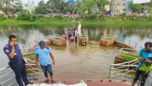 ওয়াটার পার্কে গোসলে নেমে নারায়ণগঞ্জের একই পরিবারের তিনজনের মর্মা’ন্তিক মৃ’ত্যু