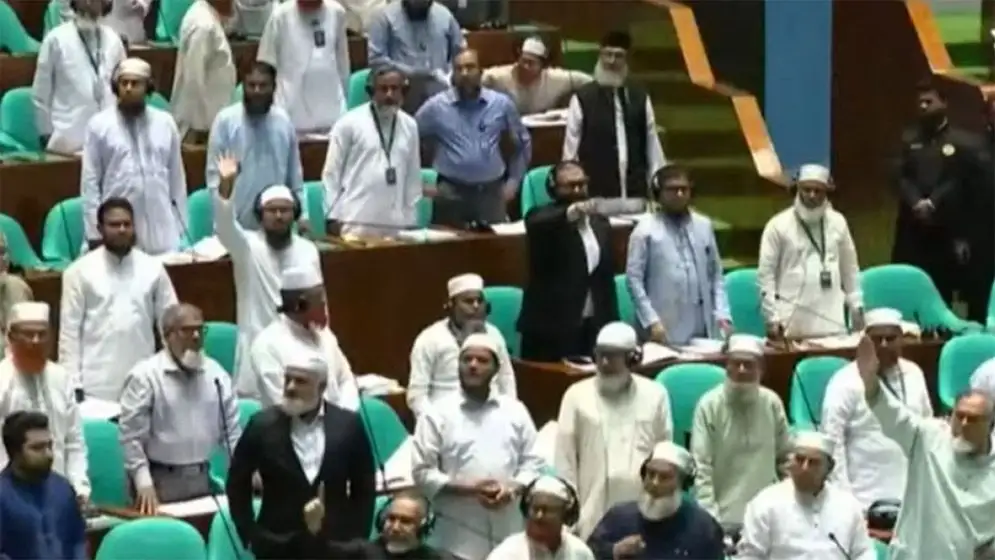 স্বরাষ্ট্রমন্ত্রীর বক্তব্যে উত্ত’প্ত সংসদ, হস্তক্ষেপ স্পিকারের