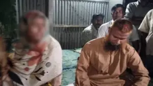 সিরাজগঞ্জে নারীর বাড়িতে আপ’ত্তিকর অবস্থায় আট’ক মসজিদের ইমাম