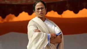 নির্বাচনী পরাজয়ের পর দিল্লিতে মমতা, ঘুরে দাঁড়ানোর চেষ্টায় তৃণমূল নেত্রী