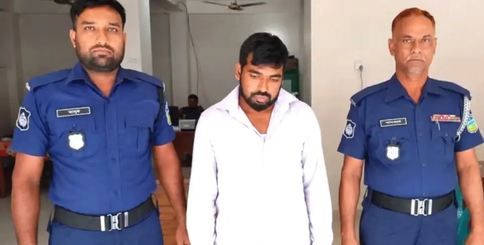 ভরণপোষণ না দিয়ে মাকে বাড়ি থেকে তাড়ানোর অভিযোগ, প্রকৌশলী ছেলে কারাগারে