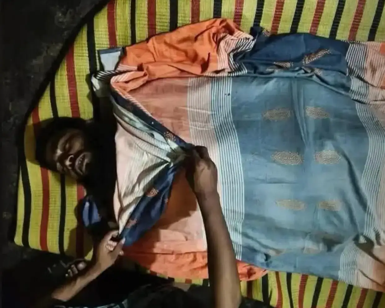 কুমিল্লার কোটবাড়িতে আর্জেন্টিনাকে ট্রল করায়, আর্জেন্টিনা সমর্থকদের কিল ঘুষিতে প্রাণ গেল অটোচালকের!