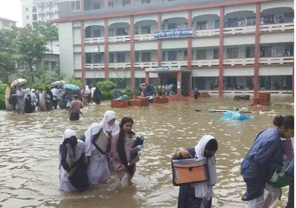 বৃষ্টি-বন্যায় ভোগান্তি, এইচএসসি পরীক্ষা নিয়ে সামাজিক মাধ্যমে সমালোচনার মুখে শিক্ষামন্ত্রী