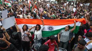 আন্দোলনকারীদের বিরুদ্ধে মামলা প্রত্যাহার না হলে মঙ্গলবার ফের আন্দোলনের ডাক ককরোচদের!
