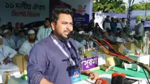 গণভোটের রায় বাস্তবায়ন না হলে সরকার পাঁচ বছর টিকবে না: নাহিদ ইসলাম
