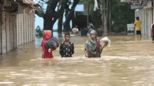 আগামী ২৪-৪৮ ঘণ্টায় পাঁচ জেলায় আকস্মিক বন্যার শ/ঙ্কা