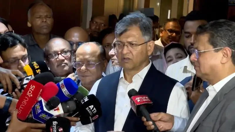 রাষ্ট্রপতির পদত্যাগ ব্যক্তিগত সিদ্ধান্ত, সরকারের কিছু করার নেই: স্বরাষ্ট্রমন্ত্রী
