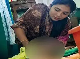 ২ মাসের শিশুর পা মুচড়ে দেওয়ার ঘটনায় ৩ জন আটক, অভিযুক্ত চাচি পলাতক