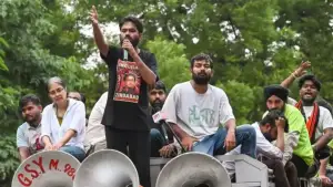 শিক্ষা থেকে বেকারত্ব—যুব আন্দোলনে বাড়ছে চাপ, বিপাকে মোদি সরকার?