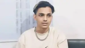 বউয়ের শাড়ী পেঁচিয়ে আত্মহত্যার চেষ্টা করেন প্রিন্স মামুন!