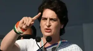শিক্ষার্থীদের ওপর পেলেট গান ব্যবহারের জবাব চাইলেন প্রিয়াঙ্কা গান্ধী