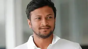 ক্রিকেটে ফিরছেন সাকিব, নেতৃত্ব দেবেন বাংলাদেশকে