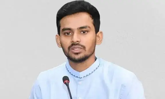 “শেখ হাসিনা কি আদৌ বেঁচে আছেন”- আসিফ মাহমুদ
