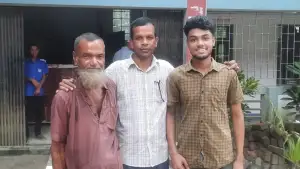 বাবার চায়ের দোকানে সহযোগিতা করেও জিপিএ-৫ পেল সিরাজগঞ্জের জুবায়েদ!