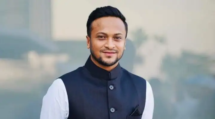 মাগুরায় সাকিব আল হাসানের বাড়িতে আগুন