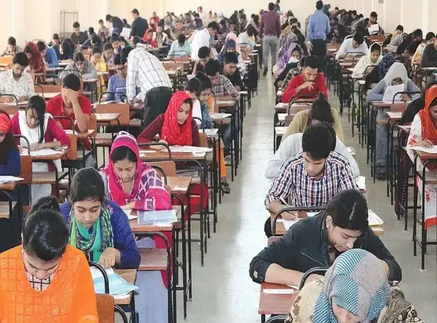 বাংলাদেশ ব্যাংকের নিয়োগ পরীক্ষায় জালিয়াতি, আটক ১২ পরীক্ষার্থী
