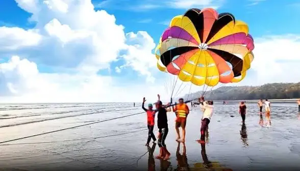 কক্সবাজার সৈকতে অনিরাপদ প্যারাসেলিং বন্ধ ও তদন্ত চেয়ে লিগ্যাল নোটিশ