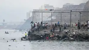 কেন হঠাৎ স্পেন সীমান্তে অভিবাসনপ্রত্যাশীদের ঢল, যা জানালো এএফপি