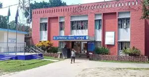 স্ত্রী বাবার বাড়ি চলে যাওয়ায় অভিমান, কীটনাশক পান করে যুবকের মৃত্যু