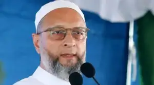 শুধু মুসলমানদেরই নিশানা করা হচ্ছে: মসজিদ গুঁড়িয়ে দেওয়ায় ওয়াইসির ক্ষোভ