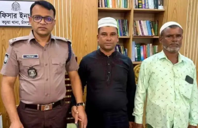 মাদক ছাড়াতে দুই কারবারিকে  তাবলিগে পাঠালেন ওসি