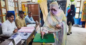 সংকটের মাঝেই পাকিস্তান-শাসিত কাশ্মীরের নতুন প্রেসিডেন্ট নির্বাচন অনুষ্ঠিত!