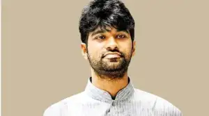 লাইফ সাপোর্টে ছাত্র ইউনিয়নের সাবেক সভাপতি মেঘমল্লার বসু