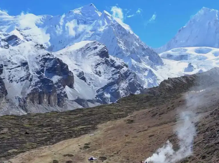হিমলুং হিমালে তুষারধস, নি’খোঁজ ১৪ নেপালি
