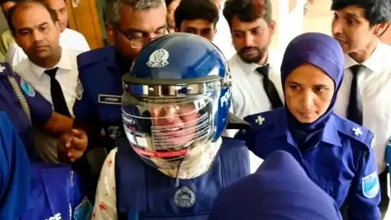 বারবার মা’মলা না দিয়ে আমাকে গু’লি করে মে’রে ফেলেনঃ আদালতে মিষ্টি সুভাষ