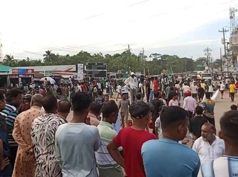 সুনামগঞ্জে নবীনবরণকে কেন্দ্র করে ছাত্রদল-ছাত্রশিবিরের সংঘ’র্ষ