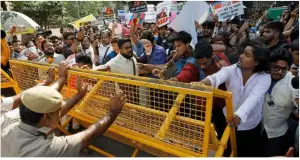 ভারতে রাজপথে জেন জির বিক্ষোভ, মোদি সরকারের ওপর বাড়ছে চাপ
