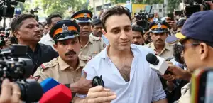 ২৮ অক্টোবরের মধ্যে ভারত ছাড়ার নির্দেশ, আদালতের দ্বারস্থ বলিউড অভিনেতা ইমরান খান